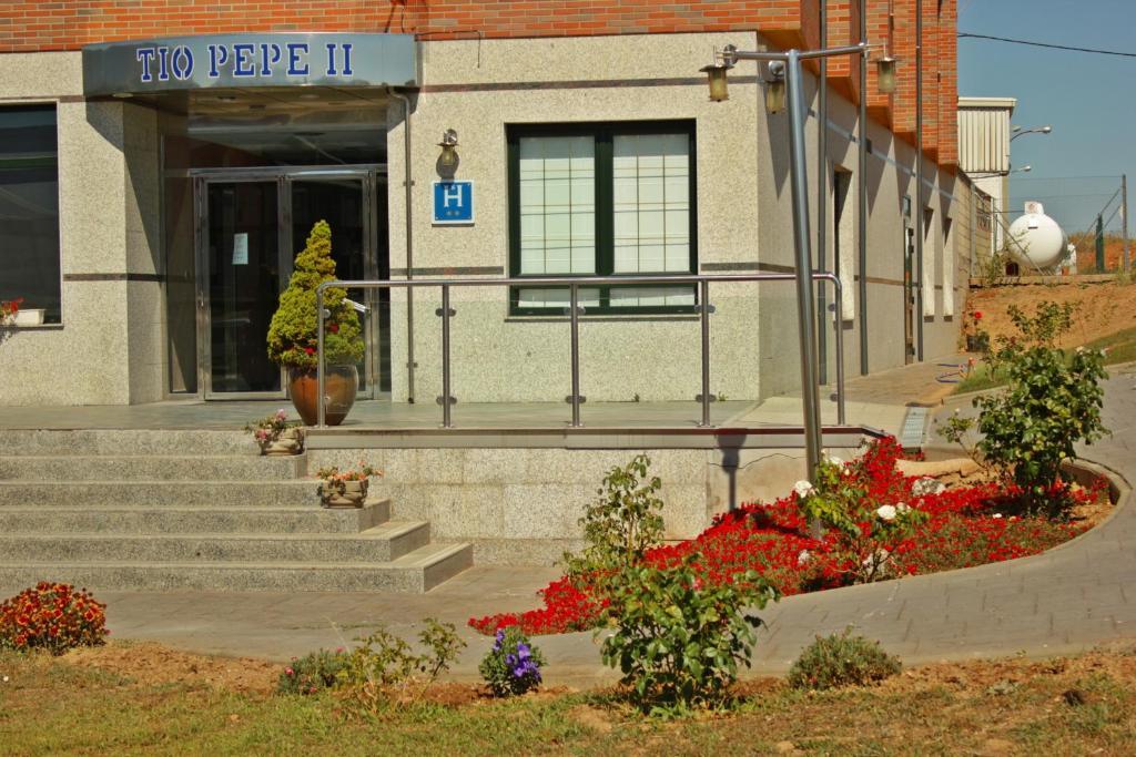 Hostal Tio Pepe II Bembibre  Luaran gambar